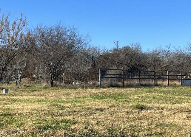 Property at 2527 Hicks Ave, San Antonio, TX 78210