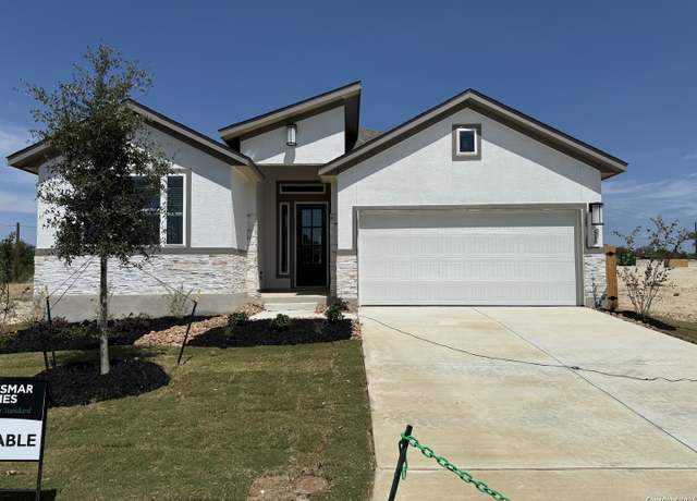 Property at 519 White Oak, Castroville, TX 78009, 3 beds, 3 baths