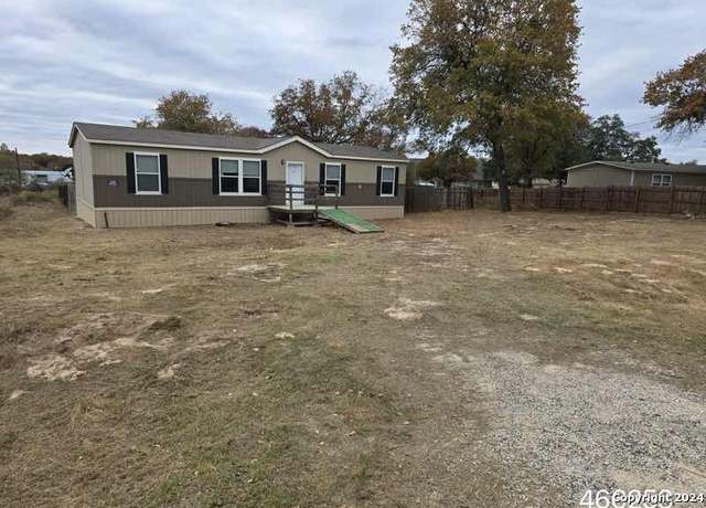 Property at 22811 Copper Cyn, Elmendorf, TX 78112, 4 beds, 2 baths