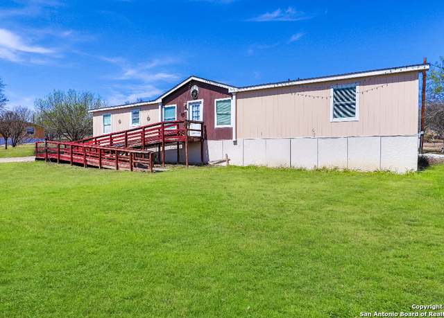 Property at 364 County Road 5635, Castroville, TX 78009, 5 beds, 3 baths