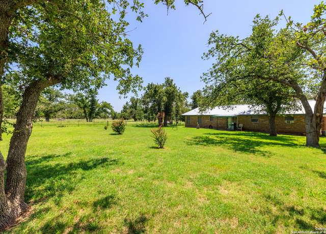 Property at 4402 Cherry Mountain Loop, Fredericksburg, TX 78624, 3 beds, 2 baths