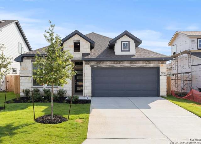 Property at 971 Manger Ln, New Braunfels, TX 78130, 3 beds, 3 baths