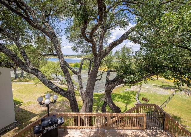 Property at 1048 Parkview Dr, Canyon Lake, TX 78133-3318, 3 beds, 2.5 baths