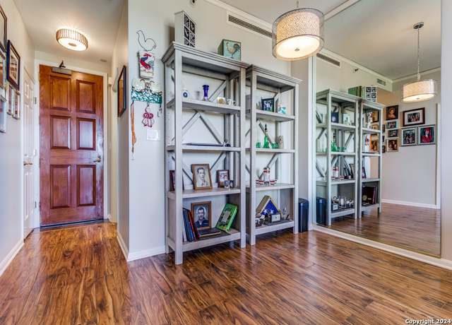 Property at 1 Towers Park Ln #804, San Antonio, TX 78209-6423, 1 bed, 1 bath