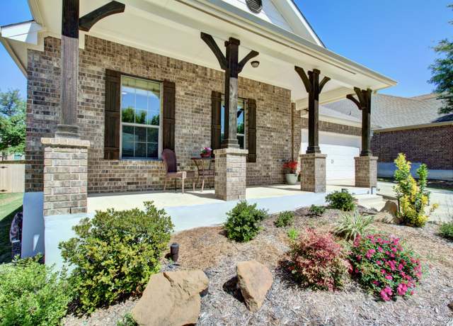 Property at 825 Mesa Verde, Schertz, TX 78154, 3 beds, 2 baths