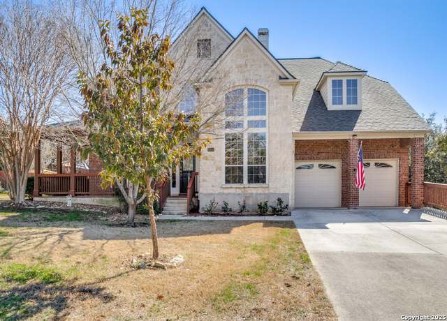 Property at 8914 Woodland Pkwy, Boerne, TX 78015, 4 beds, 3.5 baths