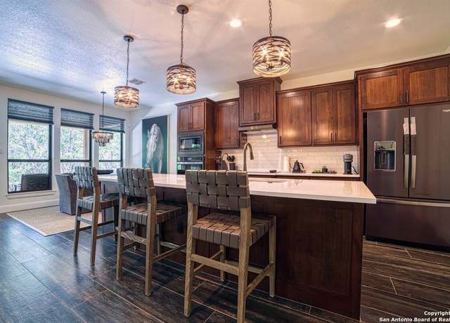 Property at 1171 Heritage Hl, Canyon Lake, TX 78133, 2 beds, 2 baths