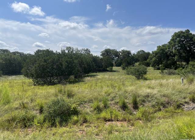 Property at 137 Palomino Spgs, Bandera, TX 78003