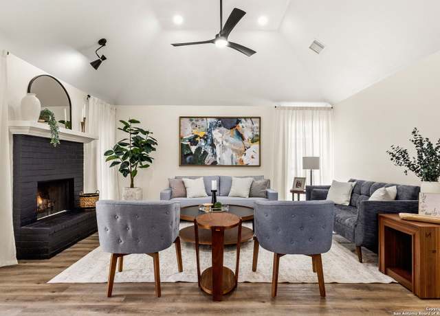 Property at 1676 Kimberly Dawn, New Braunfels, TX 78130, 3 beds, 2 baths