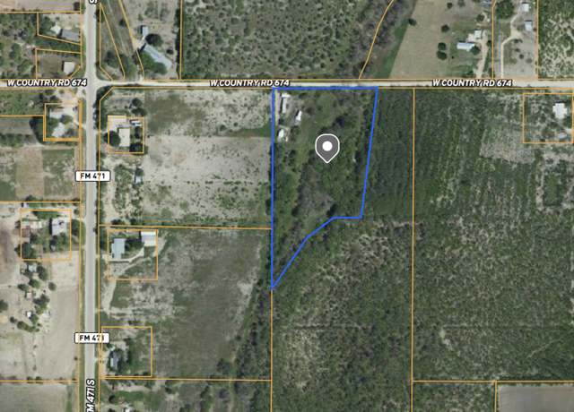Property at 174 E County Road 674, Natalia, TX 78059-2366