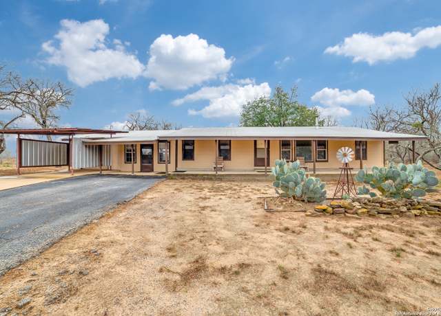Property at 31 Indian Sunset, Lytle, TX 78052, 3 beds, 2 baths