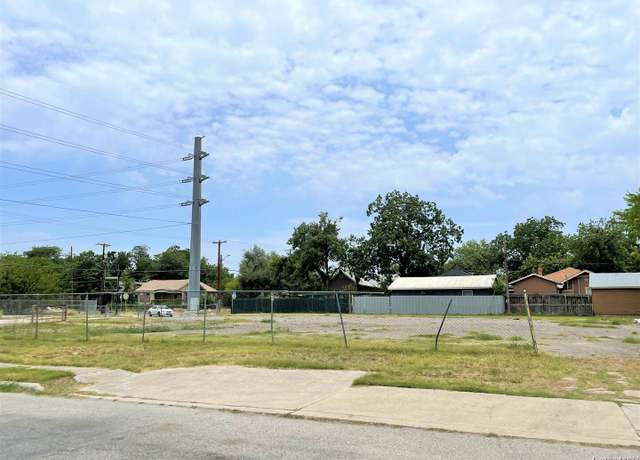 Property at 111 Denver Blvd, San Antonio, TX 78210