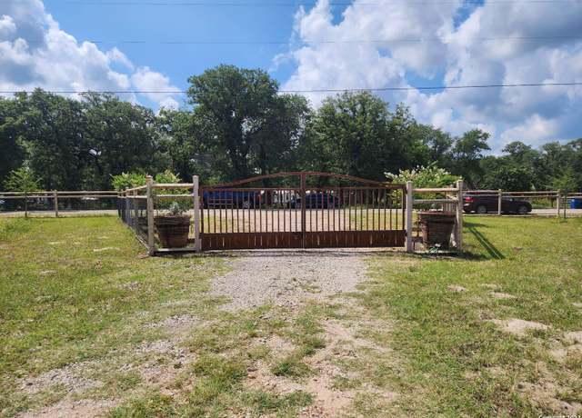 Property at 1208 County Road 317, La Vernia, TX 78121-5740