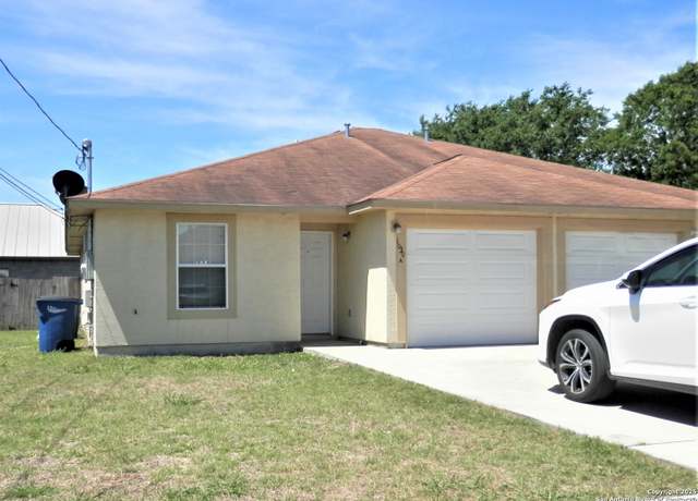 Property at 1030 Helen, New Braunfels, TX 78130, 4 beds, 4 baths
