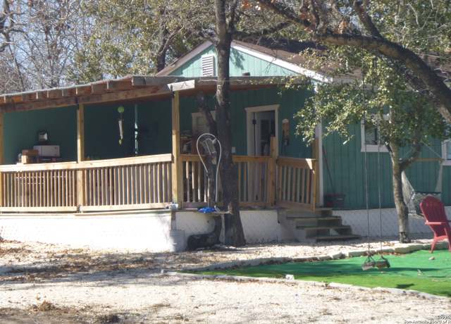 Property at 1125 Clear Lk, Poteet, TX 78065, 1 bed, 1 bath