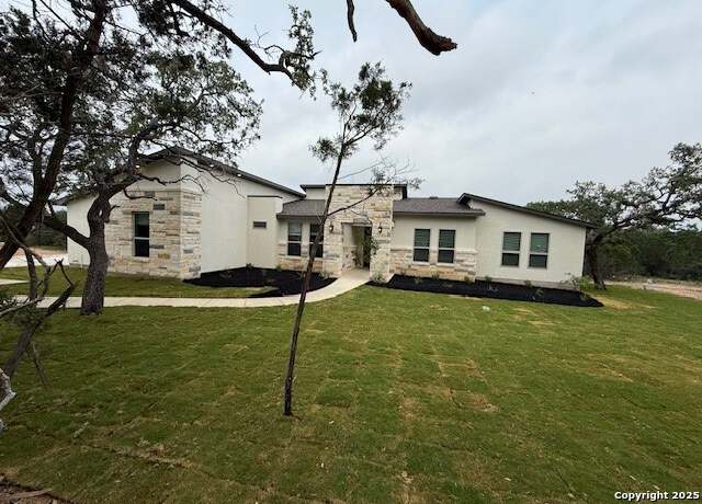 Property at 26575 Smithson Vly, San Antonio, TX 78261, 4 beds, 4.5 baths