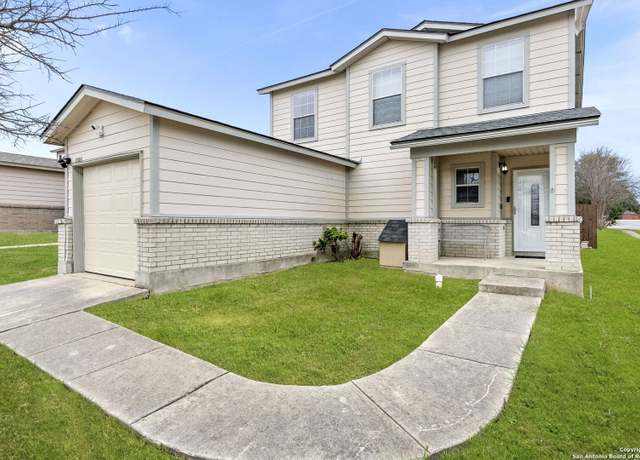 Property at 3003 Gypsy Pt, San Antonio, TX 78245, 3 beds, 1.5 baths