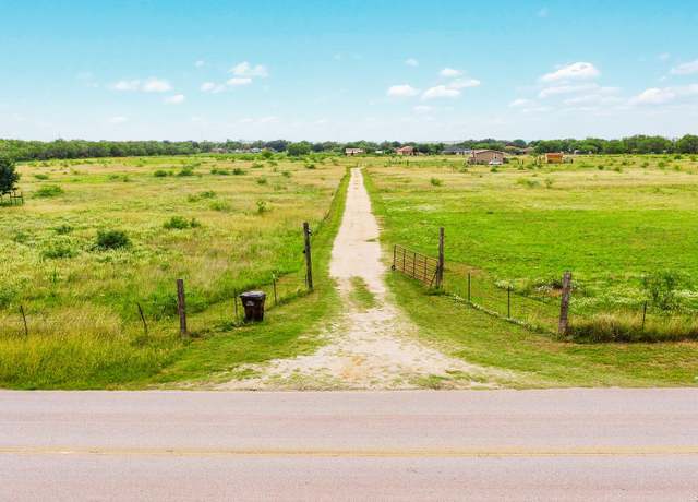 Property at 00 Borregas Rd, Elmendorf, TX 78112