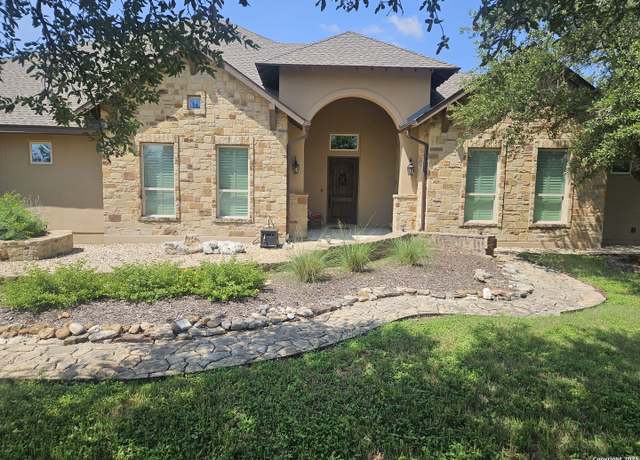 Property at 115 Laurel Wood, New Braunfels, TX 78132, 3 beds, 2.5 baths