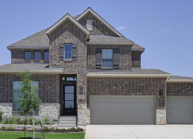 Property at 1355 Azul Way, San Antonio, TX 78224, 5 beds, 4.5 baths