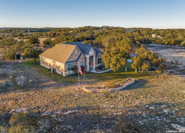 Property at 686 Astral Pt, Spring Branch, TX 78070, 3 beds, 3 baths