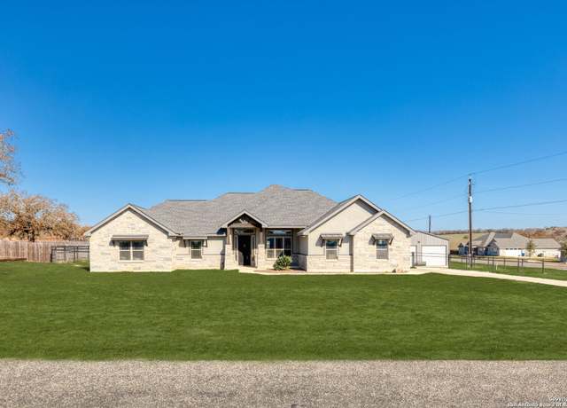 Property at 100 Settlement Pass, La Vernia, TX 78121, 4 beds, 2.5 baths