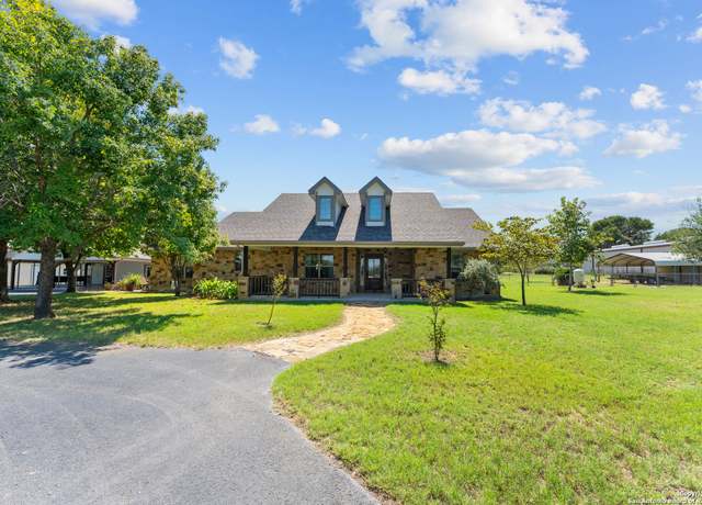 Property at 104 Woodcreek, La Vernia, TX 78121, 4 beds, 3.5 baths