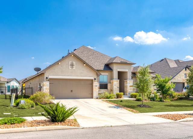 Property at 140 Cordova, Boerne, TX 78006, 4 beds, 3 baths