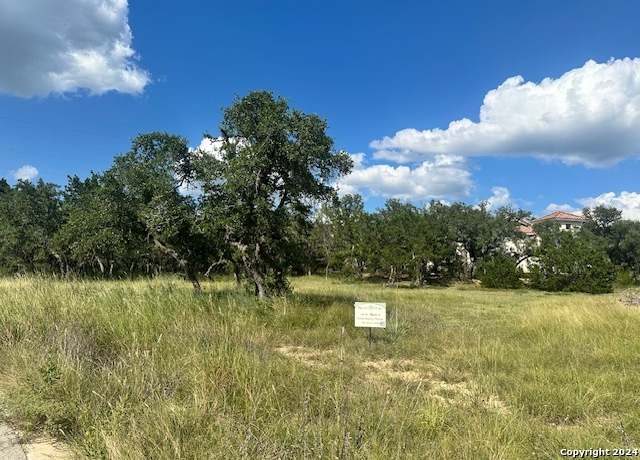Property at 922 Belle Oaks Blvd, Bulverde, TX 78163
