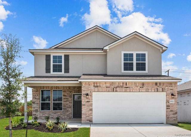 Property at 1932 Split Rock Rd, New Braunfels, TX 78130, 4 beds, 3.5 baths