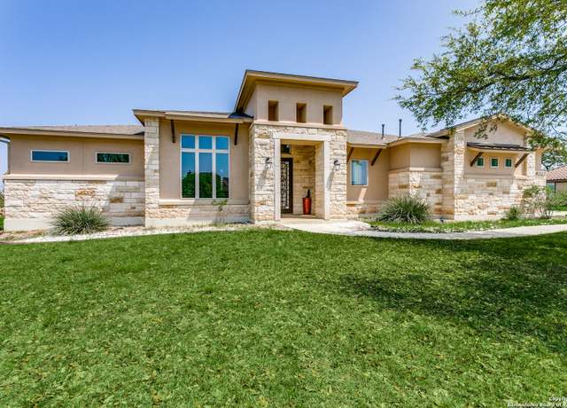Property at 1009 Stradina, New Braunfels, TX 78132, 4 beds, 3.5 baths