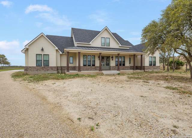 Property at 1062 Lariat, Bandera, TX 78003, 5 beds, 4.5 baths
