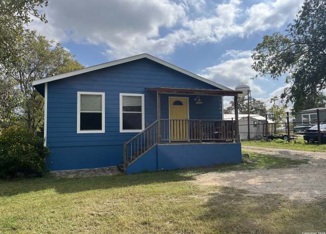 Property at 1505 Sycamore St, Bandera, TX 78003-3448, 4 beds, 2 baths