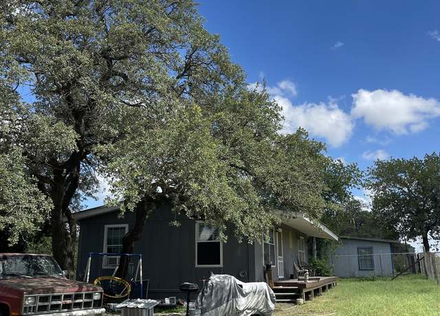 Property at 16761 State Highway 16, Poteet, TX 78065, 2 beds, 1 bath