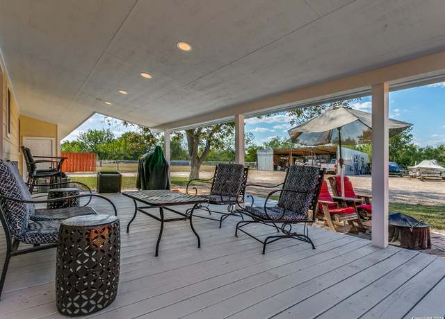 Property at 9655 Green Vly, Marion, TX 78124, 3 beds, 2 baths