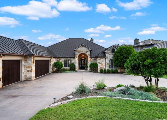 Property at 125 E Wilderness Dr, Marble Falls, TX 78654, 5 beds, 5.5 baths