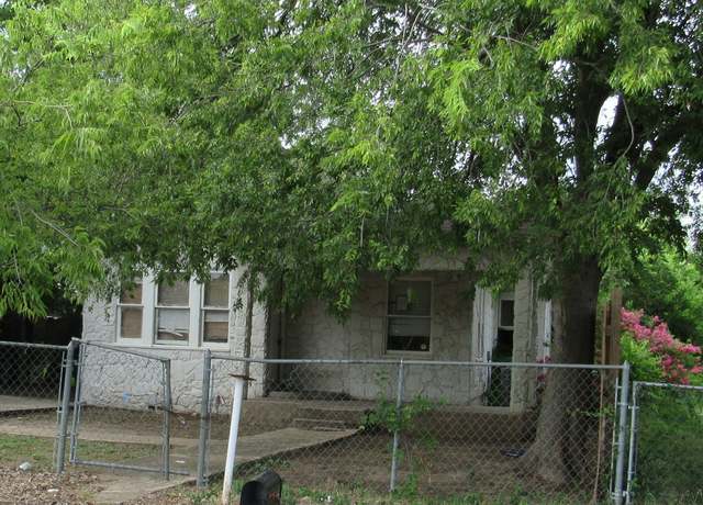 Property at 2334 Aransas, San Antonio, TX 78220, 3 beds, 2 baths