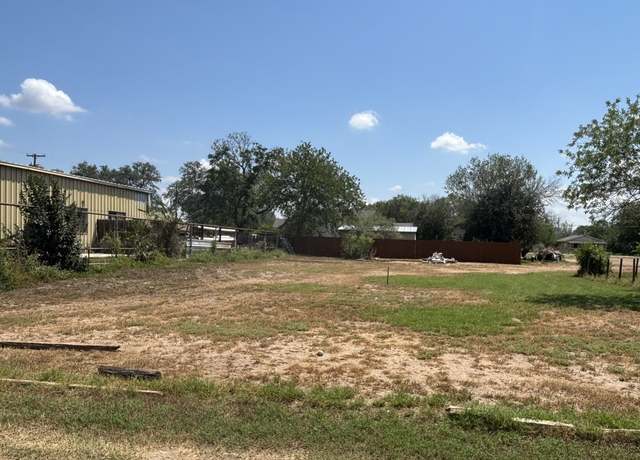 Property at 00 Renfro, Devine, TX 78016