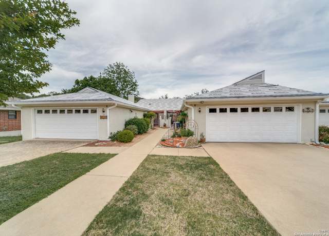 Property at 1323 Paragon Pl, Kerrville, TX 78028, 2 beds, 2 baths