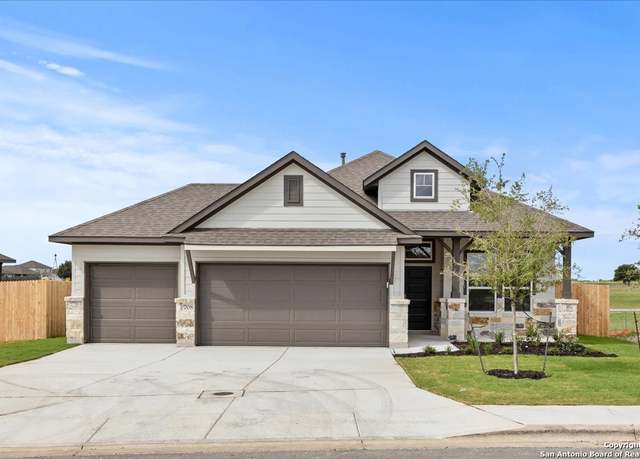 Property at 708 Willowbrook Ave, New Braunfels, TX 78130, 3 beds, 2 baths