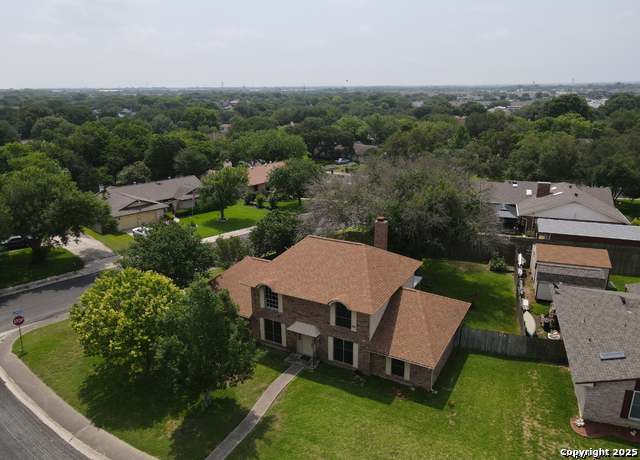 Property at 140 Thomas Edison, Schertz, TX 78154, 4 beds, 2 baths
