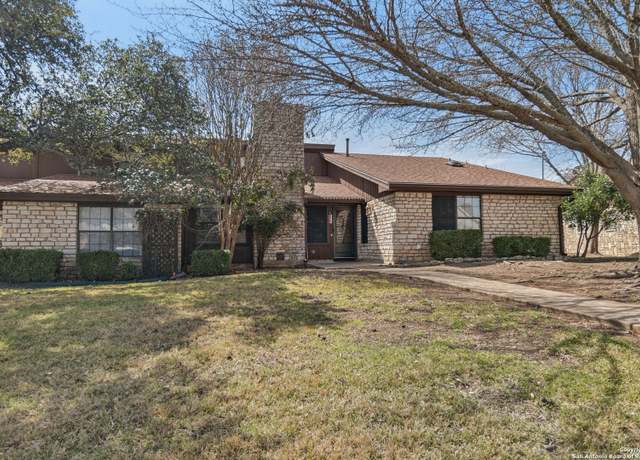 Property at 2011 N West, Kerrville, TX 78028, 2 beds, 2 baths