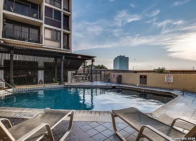 Property at 7701 NW Wurzbach #606, San Antonio, TX 78229, 2 beds, 2 baths