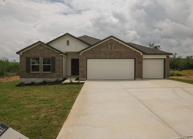 Property at 21108 Jordans Rnch, San Antonio, TX 78264, 3 beds, 2 baths