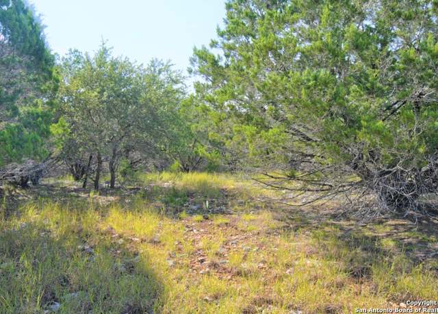 Property at 278 Canyon Dr, Bandera, TX 78003