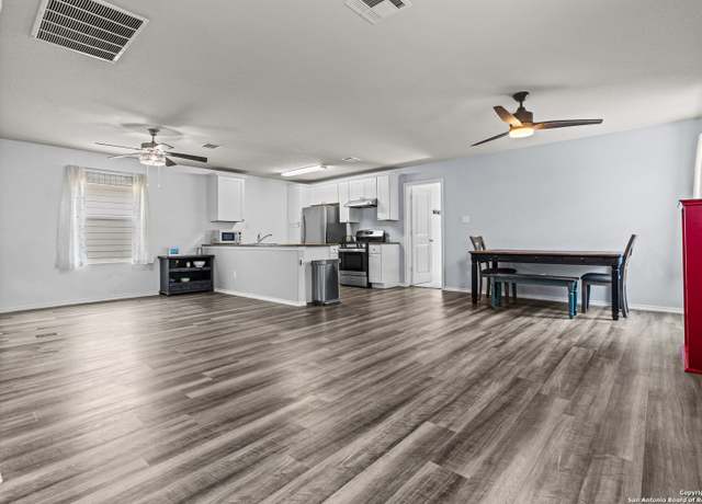 Property at 10222 Robbins Blf, San Antonio, TX 78245, 3 beds, 2 baths