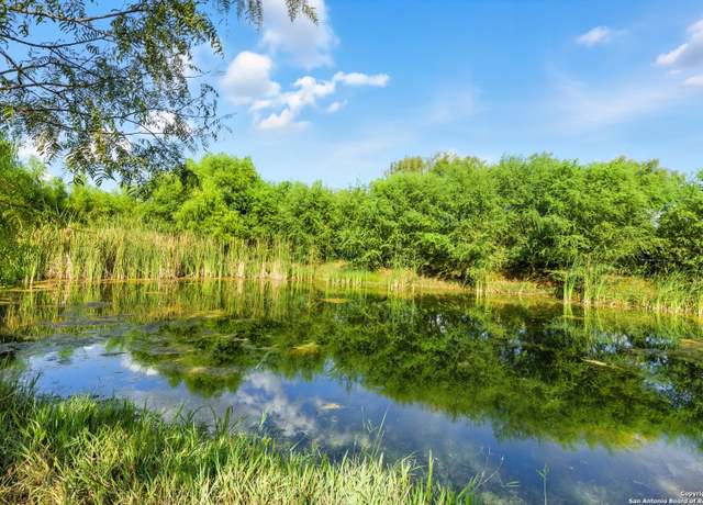 Property at 723 County Road 106, Floresville, TX 78114