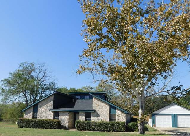 Property at 14029 Heather Glen Ln, Lytle, TX 78052, 4 beds, 2 baths