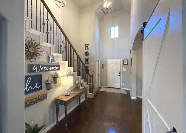 Property at 2090 Western Pecan, New Braunfels, TX 78130-2762, 4 beds, 2.5 baths