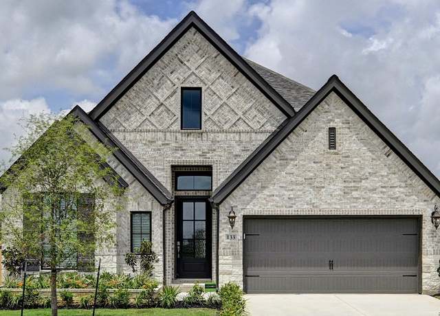 Property at 133 Laurel Oak, Castroville, TX 78009, 4 beds, 3.5 baths